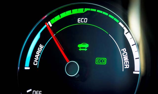 2017-Kia-Optima-PHEV_5